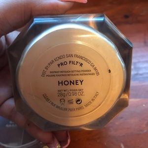 Fenty Pro Filt’r setting powder (full size)